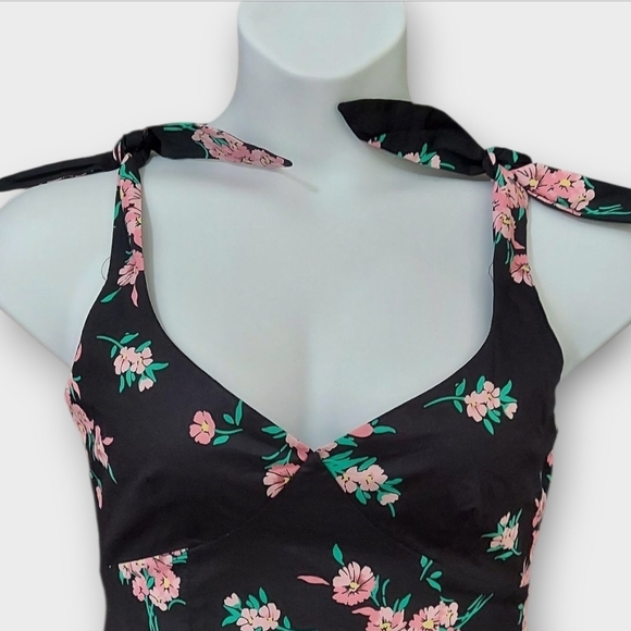 NWT B. Smart Black Dress with Pink Floral Design ~sz 11 - Picture 4 of 7